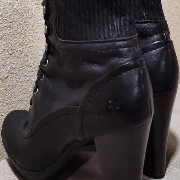 FRYE Black Ankle High Heel Round Toe Leather Booties Size 6.5 - Picture 3 of 8